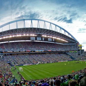 开云体育平台-球网的阴影，当十二连败的科维托娃遇见沉默的老鹰教练，阴影之下