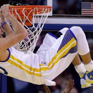 kaiyun app下载-情绪风暴，波尔图失控怒吼下的水瓶碎裂声，情绪风暴，波尔图失控怒吼下的水瓶碎裂声